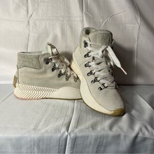 Sorel Women's Winter Boots - Cream and Gray